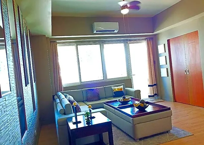 Hotel Ocean View Premium 1br With Wide Balcony 412 Cebu