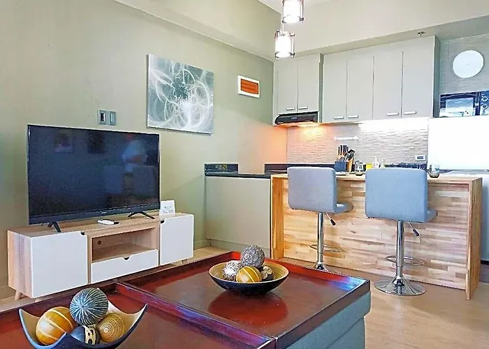 Hotel Ocean View Premium 1br With Wide Balcony 412